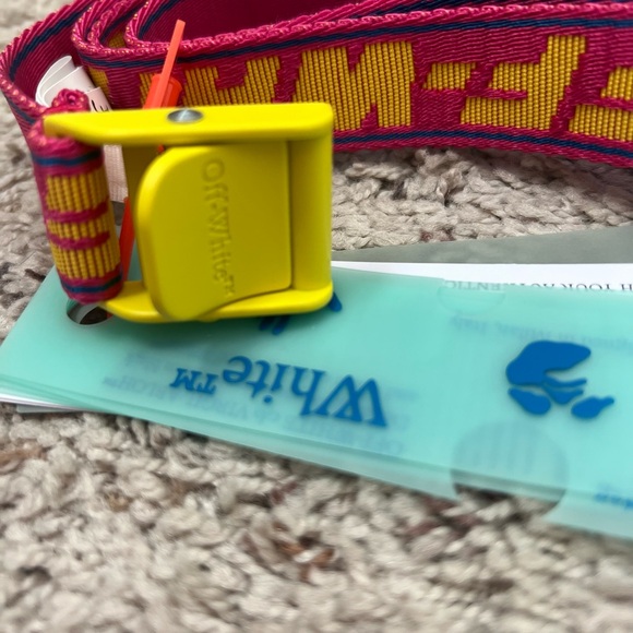 NWT OFF WHITE 2.5 Industrial Jacquard Mini Fuchsia Pink Yellow Adjustable Belt - Picture 6 of 7